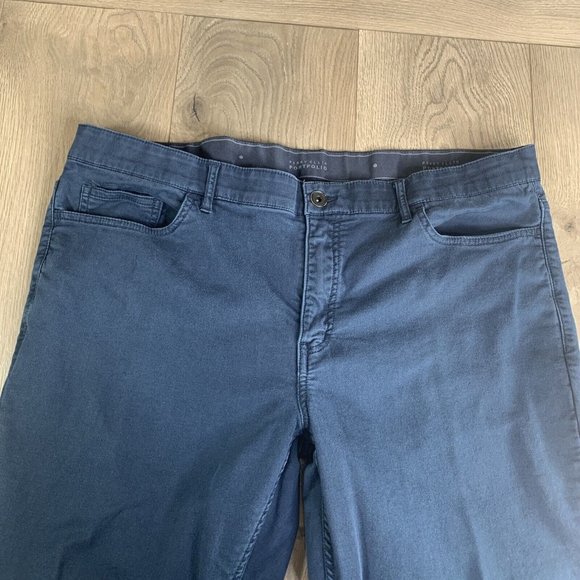 Perry Ellis Portfolio Mens Size 38X30 Navy Blue Straight Leg Pants Casual - Picture 3 of 9